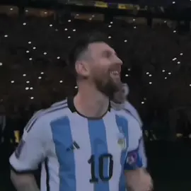 🥹❤️ . #messi #ليونيل_ميسي #اكسبلورexplore #تصميمي #ليونيل_ميسي_ساحر_كرة_القدم 