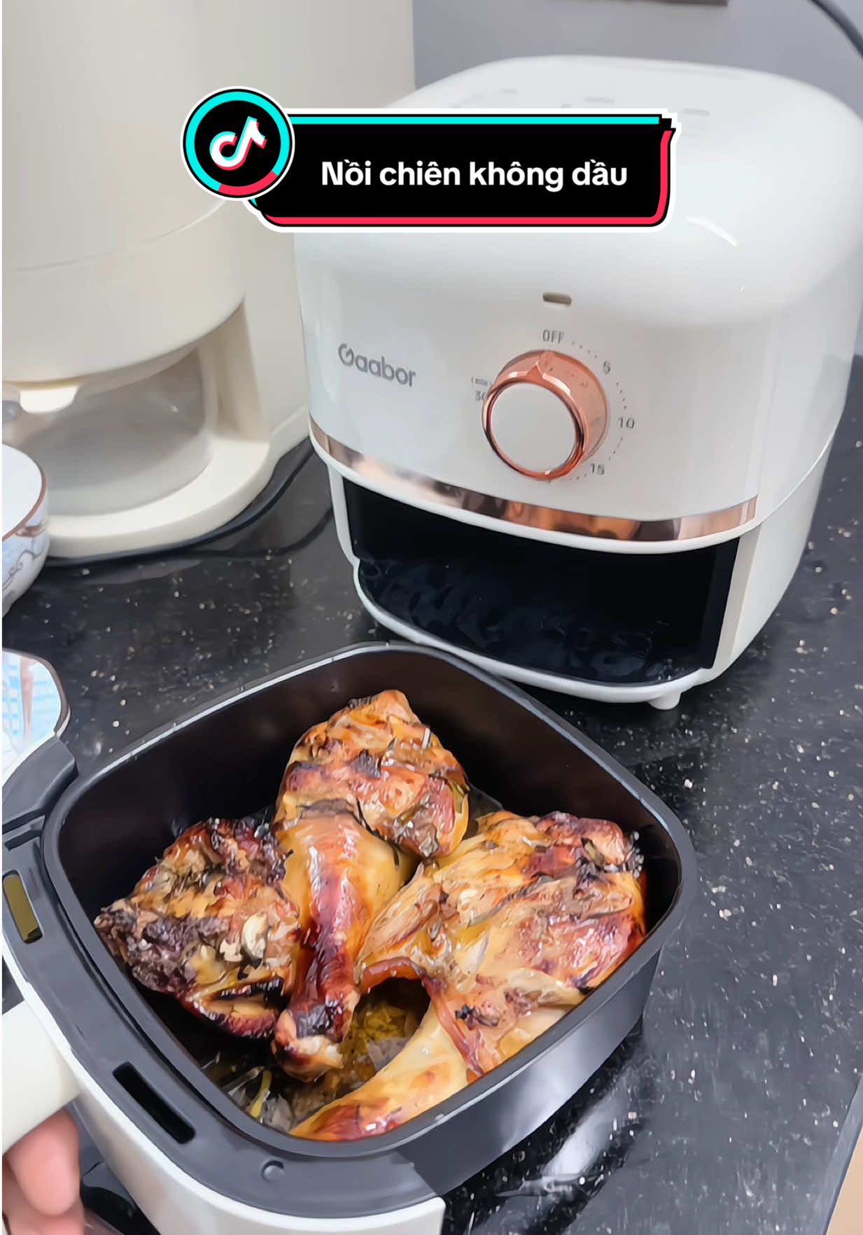 Nồi chiên xinh nhỏ gọn chiên siêu nhanh giá lại hạt dẻ nè #noichienkhongdau #noichienkhongdaugaabor #gaabor #giadungthongminh #megaune 