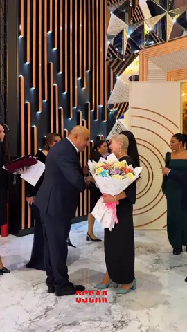 Bu gün canlı KORİFEY, dünyalar qədər sevdiyim Afaq Bəşirqızının  sənətkar atası Bəşir Səfəroğlunun 100 ili, Xalqın Sənətkarı Afaq xanımın  70 ili və Afaq xanımla həyat yoldaşı Əhməd müəllimin evliliyinin 45-ci ildönümü qeyd olunur! Allah-Taaladan ancaq sağlıq diləyirəm. Siz yaşayın Afaq xanım!!! Ailənizlə uzun illər hüzurla,sevgi dolu günlər keçirəsiniz!❤️🙏🥰 #KamalyaAqazade #AfaqBəşirqızı  