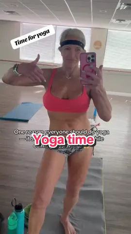 Back in the yoga studio and feeling so excited to flow again! Yoga isn’t just about flexibility — it’s about balance, strength, and peace of mind. It’s the perfect combo for a healthy body and a happy heart. 💖 #YogaStudio #YogaForHealth #MindBodyBalance #YogaLife #WellnessJourney