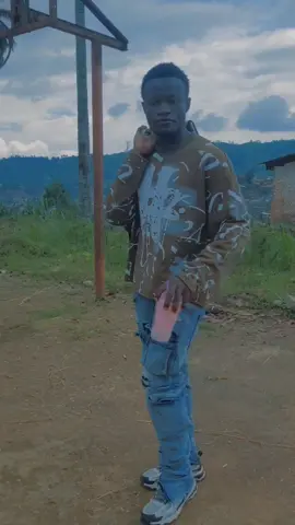 GUERRE DU GANG 😠🤛🏾 #rdcongo🇨🇩 #bunia #mongbwalu #creatorsearchinsights2025 #viraltiktok 