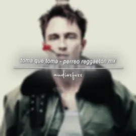 who dat in the backkk - holly |  edit on @holly ✦︎ || toma que toma - perreo reggaeton mx || #editaudios #audios #edits #hot #drewstarkey 