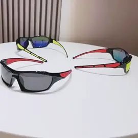 Dê uma olhada em Óculos De Sol Polarizados Esportivos Retrô Com Lentes Fotocromáticas : Antirreflexo UV400 Para Atividades Ao Ar Livre ,  por R$11,22 - R$12,64. Compre na Shopee agora! https://s.shopee.com.br/60J0OFXEo4