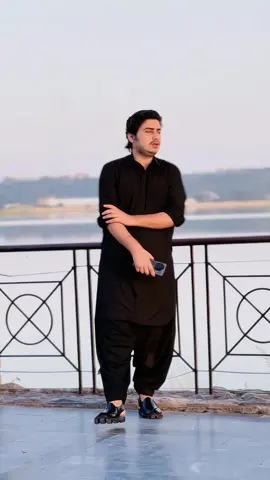 @STYLISH پٹھان 👑 @ঔৣ🇰 🇭 🇦 🇳 ঔৣ @😘Janii💔😎 @iqetdar Khan @Abdul quddus 💯🥰 