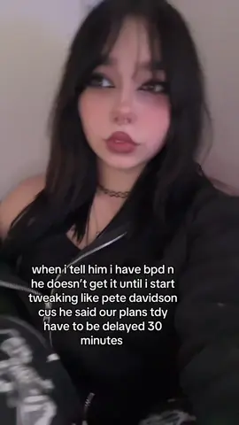 bpd trigger that i feel like isn’t talked about enough😭 sudden changes/cancellations in plans make me INSANE #bpd #borderlinepersonalitydisorder #MentalHealth #tiktok #fypシ #makeupinspo #forupage #altgirl #viral #emogirl 
