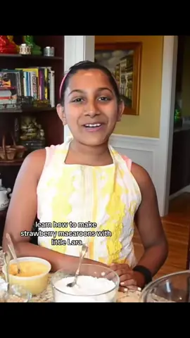 How to make strawberry macaroons 🤭 #lararaj #KATSEYE #gnarly #viral #fypシ゚viral 