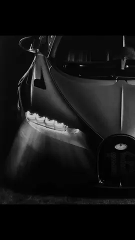 Je ne sais pas s'il était gentil ironiquement ou s'il était sérieux, mais comme il n'a pas répondu après, je laisse la vraie réponse 😂 c'est réel 🔥 La chaussure aussi 😄 #art #drawing #bugatti 