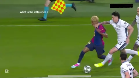 Re-watching the Barca Inter match and observing the two similar mistakes between Bastoni and Araujo #barcelona #barca #lamineyamal #fyp #viral 