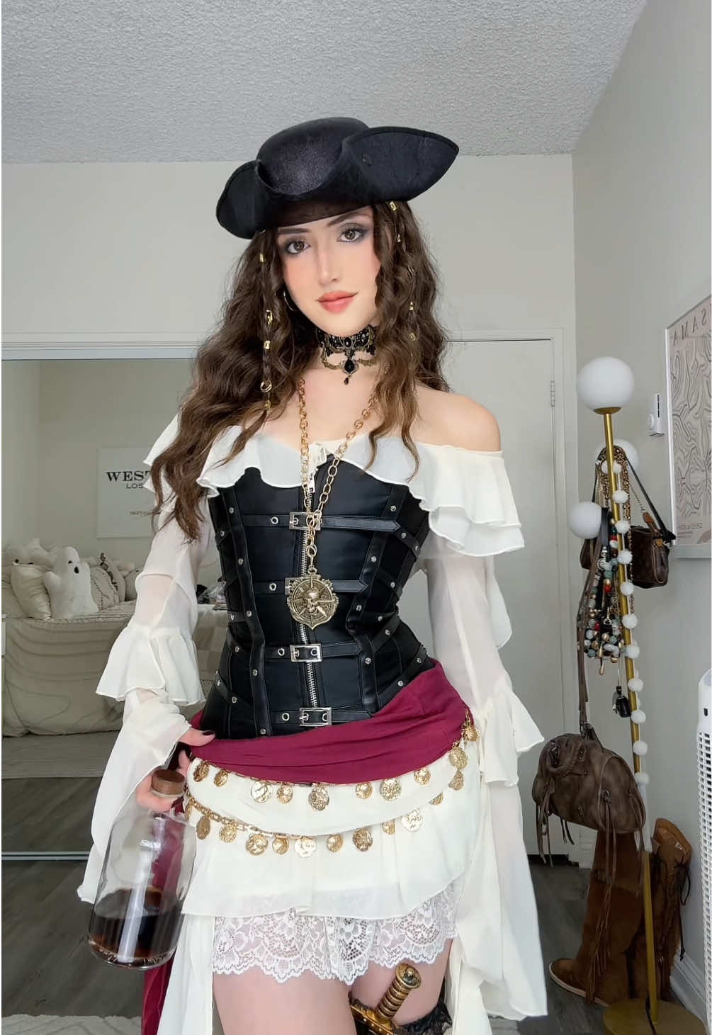 Would’ve been a CRIME not to do a pirate costume again this year 🗣️ literally such a classic and I’m geeked #notsophiesilva #31daysofhalloween #halloweencostume #piratecostume #jacksparrow pirate costume ideas 