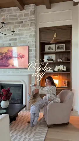 Morning with us 🩰 + restocking my fave @Kiehl’s Canada products at @sephoracanada. The Sephora sales are fast approaching, so it's the perfect time for a restock. With the cold weather coming, my Ultra Facial cream formulated with squalane is my infallible go-to for well-hydrated skin. Happy shopping xx