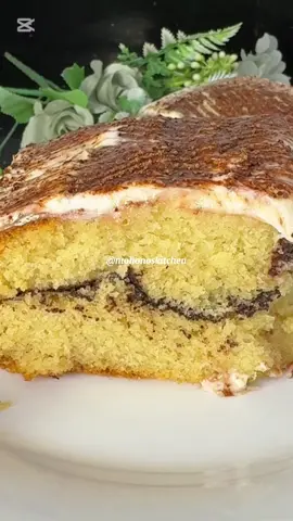 Replying to @HassRazz The SIMPLEST CAKE RECIPE of all is finally here.  NOTE: Preheat oven @180 degrees then bake @150 Degrees until the cake is done, simply use a skewer or a knife to check. Use both heat from above and bottom 👌👌 #mohonoskitchen #mohonoskitchen😘 #malabatiktoker #fyp #kenyantiktok🇰🇪 