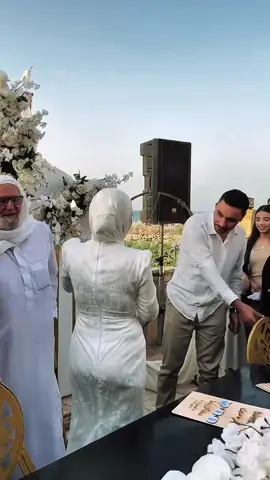 One day inshallah hugs after nikkah 😭❤️🫂🫂#couplemuslim #inshallahviral #hugs #muslimtiktok #muslimtiktok 