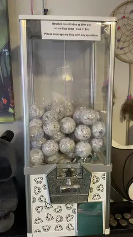 Mini pet for Brandi #polymerclay #octopus #🐈‍⬛ #🐙 #handmade    