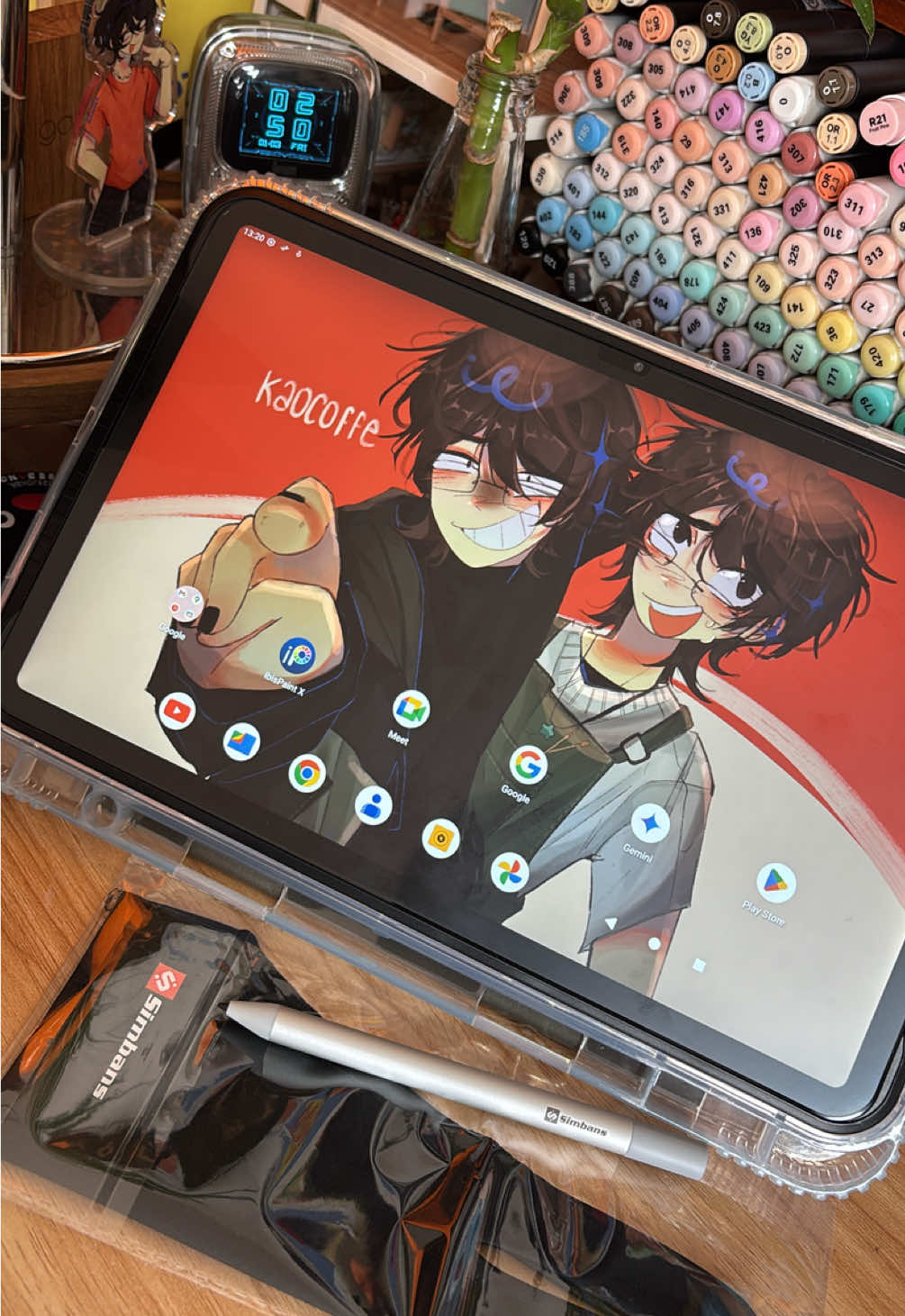 Sin duda una de las mejoras tabletas la Picassotab A12 de simbans !! Es perfecta en cuanto calidad precio , incluye funda , lápiz , batería y batería de repuesto y guante jiji Muy bonita de verdad 💗 #artist #art #fypシ゚ #simbans #picassotaba12   