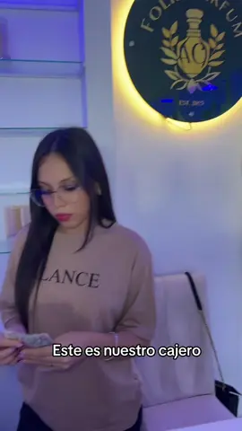 En pocas palabras ella lo es todo en Folie Parfum 🫶🏻🤩🤩❤️🥹@Yariela🕷️  #fyp #parati #perfumes #campo #olor 