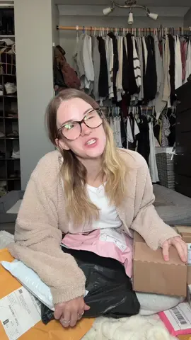 Unboxing TikTok shop stuff per usual #haul #unboxing 