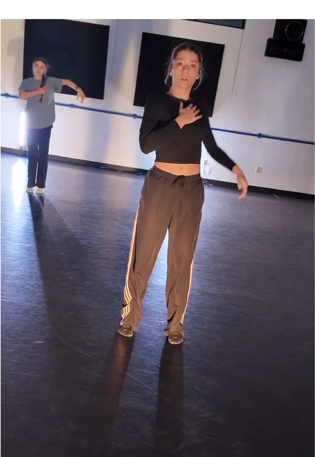 Nights reminding us why we dance 🖤✨  A beautiful night w Brynn Perkins 🤍  #thecollaborative #training #dancers #collegedance #fyp 