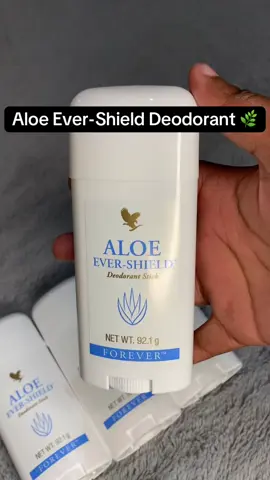 Say goodbye to dark spots & stains! 🌿 Aloe Ever-Shield keeps you fresh, softens your heels, and helps your makeup last longer. No aluminium salts. Perfect after shave! ✨ DM/WhatsApp to order: 060 776 4260 💛