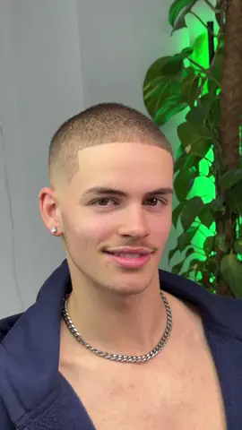 The 67 buzz cut‼️😮‍💨 Do you think bro will pull his crush at the Halloween party⁉️ 📍Northampton- Bedford, 🔗 click the link in my bio to book with me #ukbarber #GlowUp #hairtransformation #northamptonbarber #transformation 