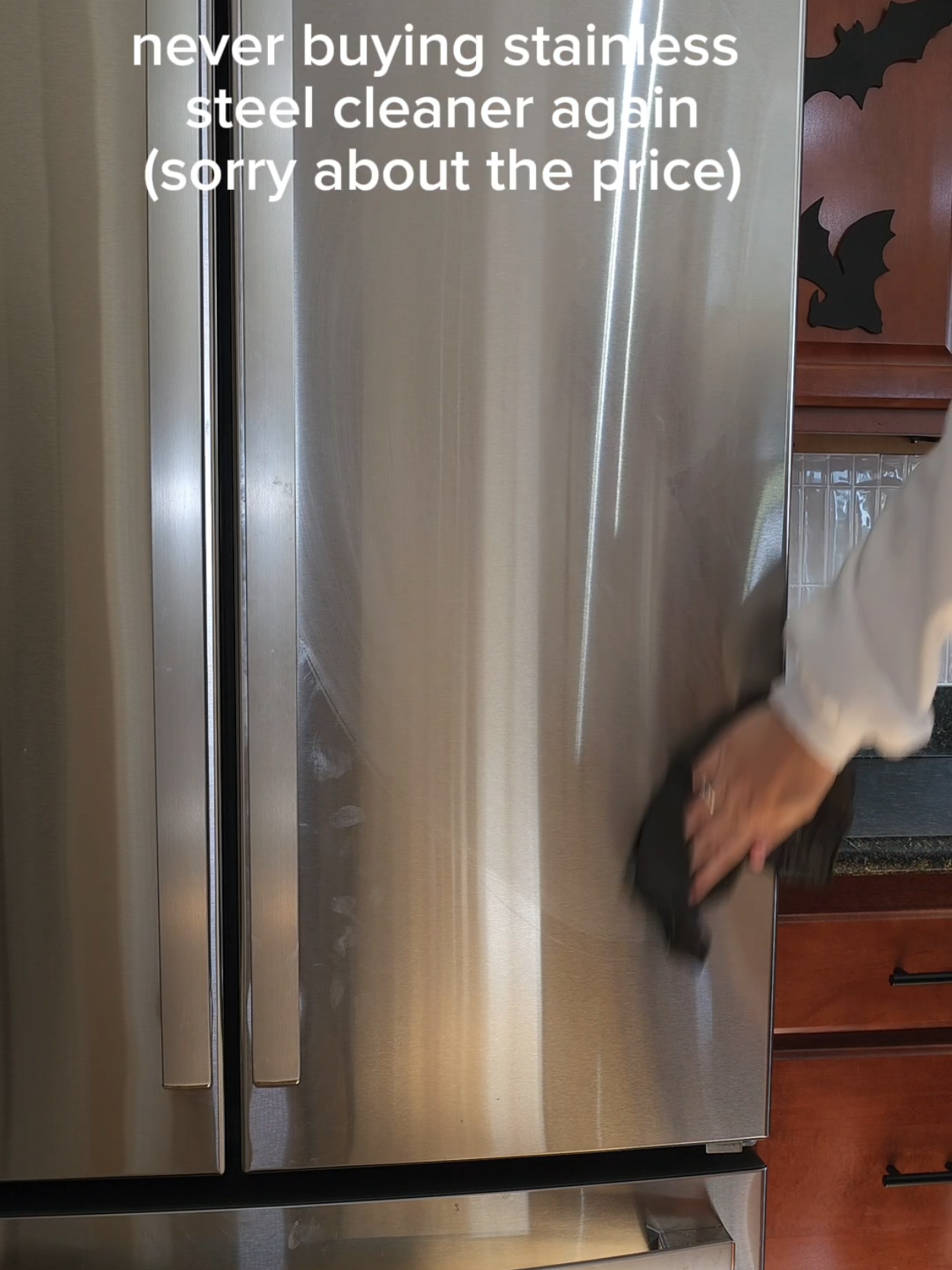 & it dries streak free every single time 😍 seriously, these stainless steel cleaning cloths work like magic and theyre so cheap!  #CleanTok #cleaningtiktok #cleaninghacks #tiktokmademebuyit #CleanTok 