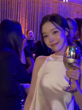 nightclub with my girl #winter #aespa #윈터 #kimminjeong #wkorea 