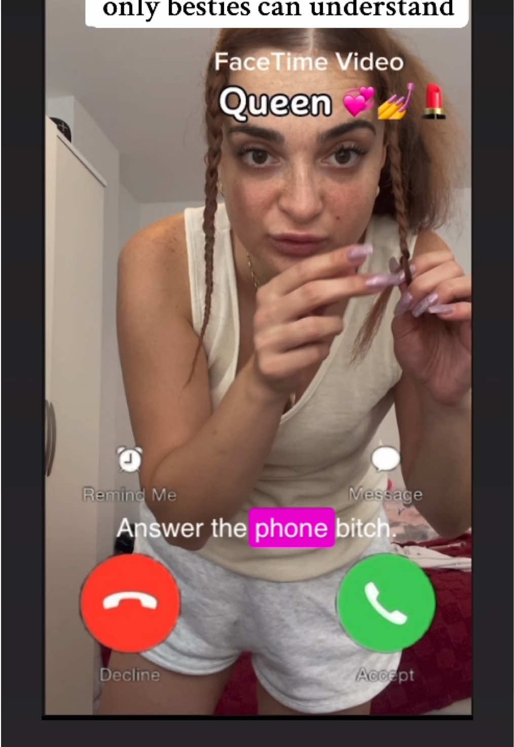 POV: The telepathic FaceTime chat only besties can understand 😅 #relatable #comedia #foryou #warnerbrothers #ldn      