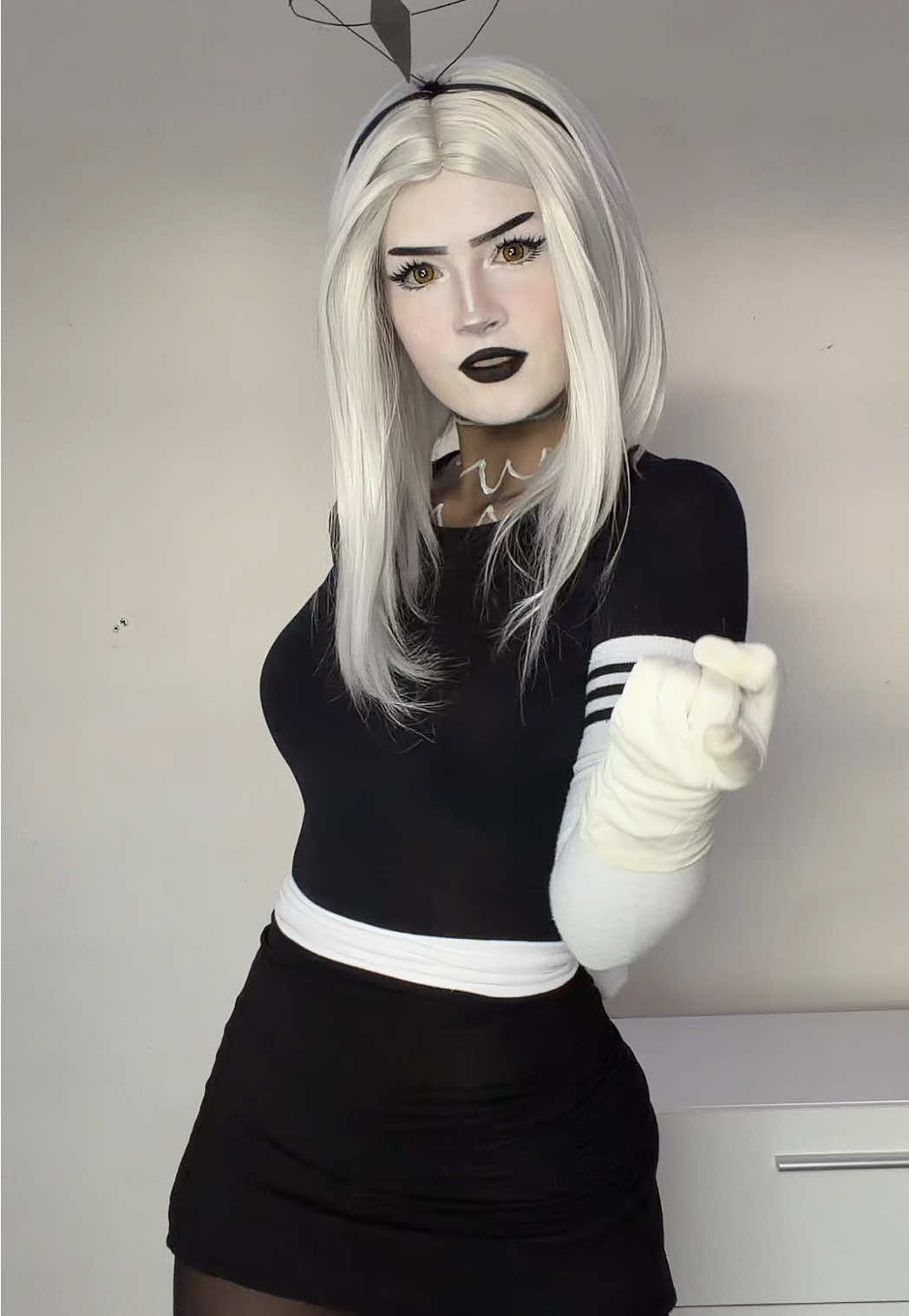 lute is back!! gravity is lowkey so peak already #hazbinhotel #lutecosplay #lute #cosplay #hazbinhotelcosplay 