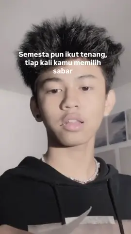 Jam 02:15  mungkin dulu belajar hidup tanpa siapa-siapa, sekarang kamu masih berjuang dengan cara yang elegan. Dunia boleh salah paham, tapi Tuhan nggak. Terus jalan, kamu udah sejauh ini . Love mamak ❤️ @JADEN  #jadenzxz #jaden #jadenbahtera #jayden #jayd 