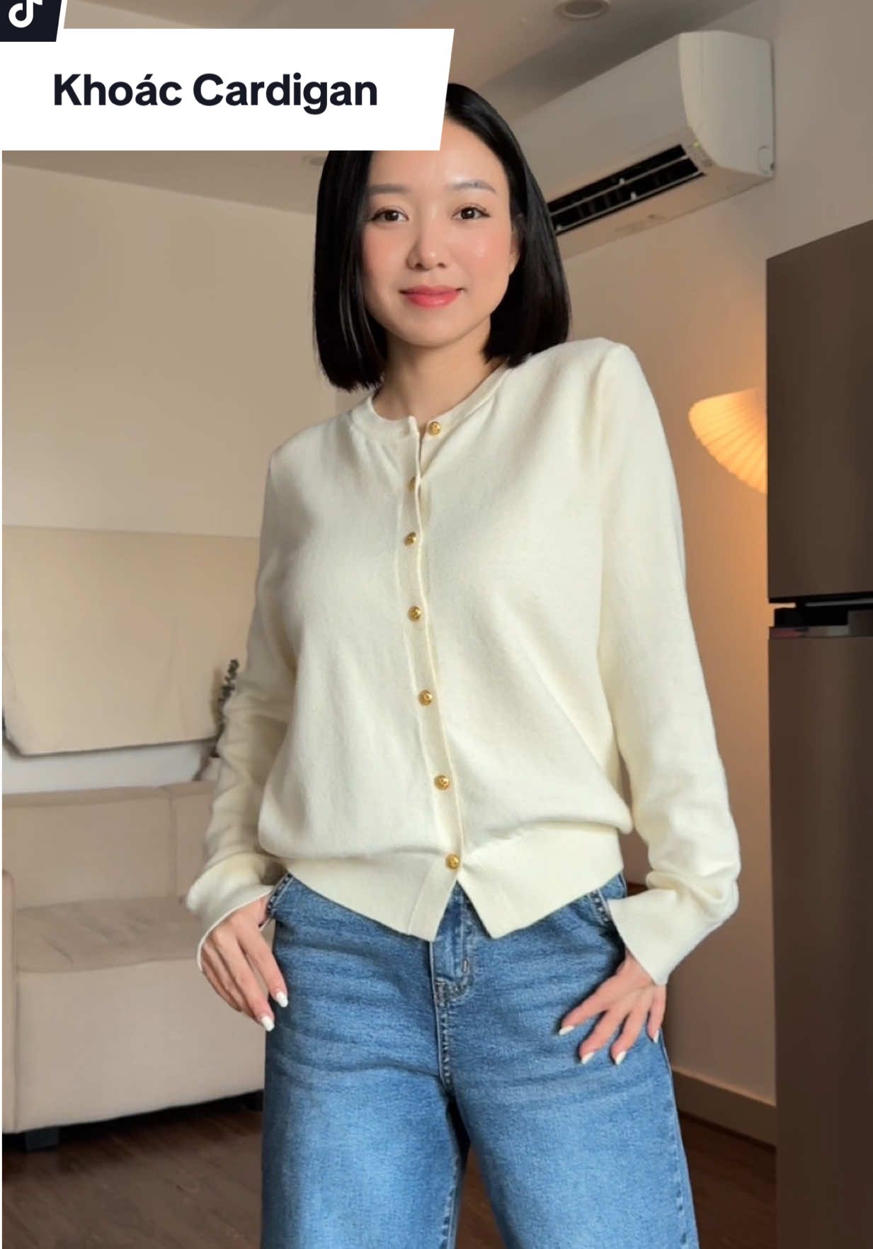 Một trong những mẫu áo khoác không thể thiếu trong tủ đồ của chị em mỗi mùa đông nhé #aokhoacnu #cardigan #aokhoaclen 