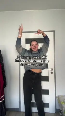 Czekacie do 2:00 czy oglądacie dopiero rano? 🎬 Zostało już tylko kilka godzin 🥳 #viral #culpanuestra #amazonprime #naszawina #gabrielguevara @Prime Video Polska 