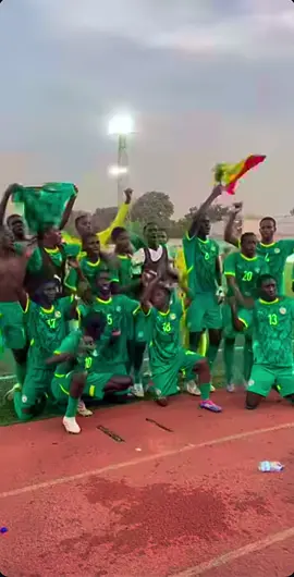 Nos Lionceaux U17 exultent au coup de sifflet final!🥳 Qualification validée pour la prochaine CAN de leur catégorie après une victoire maîtrisée face à la Guinée-Bissau.