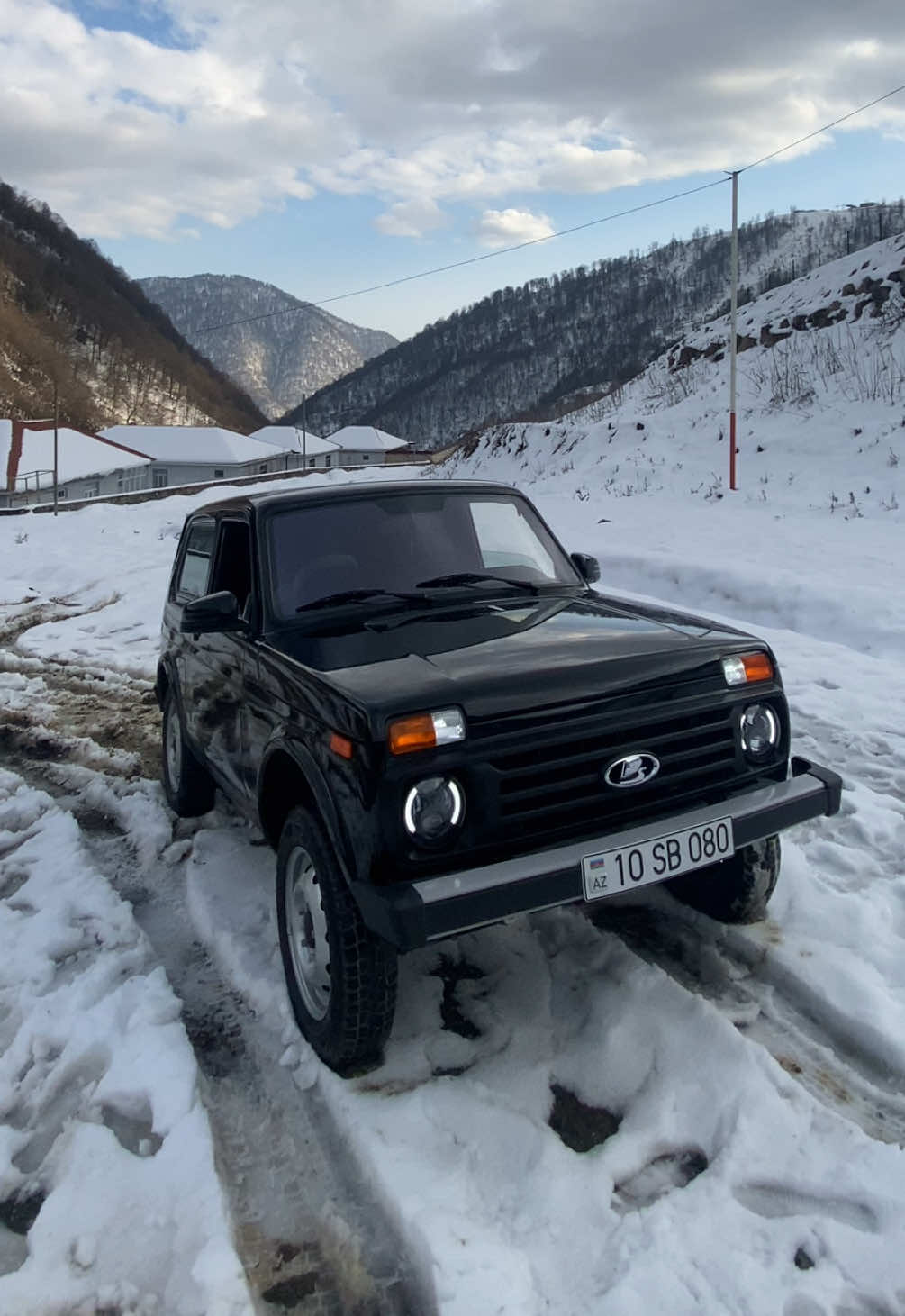 Vaqifin Meqberesi! #niva #nivabaku #nivaazerbaijan #azerbaycan🇦🇿türkye🇹🇷tiktok #azerbacan 