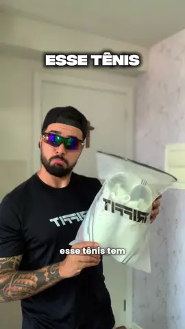 E aí, corredor! 👋 Sabe aquele tênis caro que todo mundo fala?  Esse Triffit Marathon entrega  a mesma performance! Leve, confortável e com retorno de energia ótimo, por muito menos. Eu testei e sério… vale cada centavo! #corrida #corridaderua #maratona #tenisdecorrida 