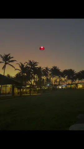 😶‍🌫️💭…#forrodefavela #praia #085 #fyy #foryou 