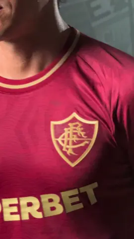 Linda em todos os detalhes. #Fluminense #Umbro #camisasdefutebol 