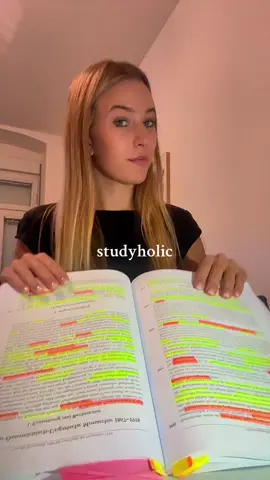 definitely not, but it feels like that🥲😥 #student #study #law #fyp #trend 