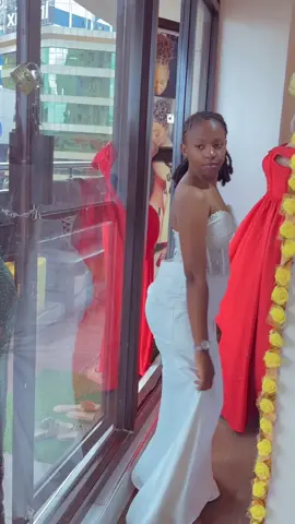 I ate in this dress😂😊… My neighbour has these dresses @jojo Bridal’s ❤️  #fypシ #foryoupage❤️❤️ #fypviralシ #tik_tok 