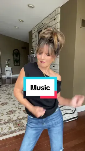 🤣😅😂🎶😎 #music #dance #funny #humor 