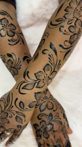 Jagua henna @CreativeFaces #seattle #woodinvillewashington 