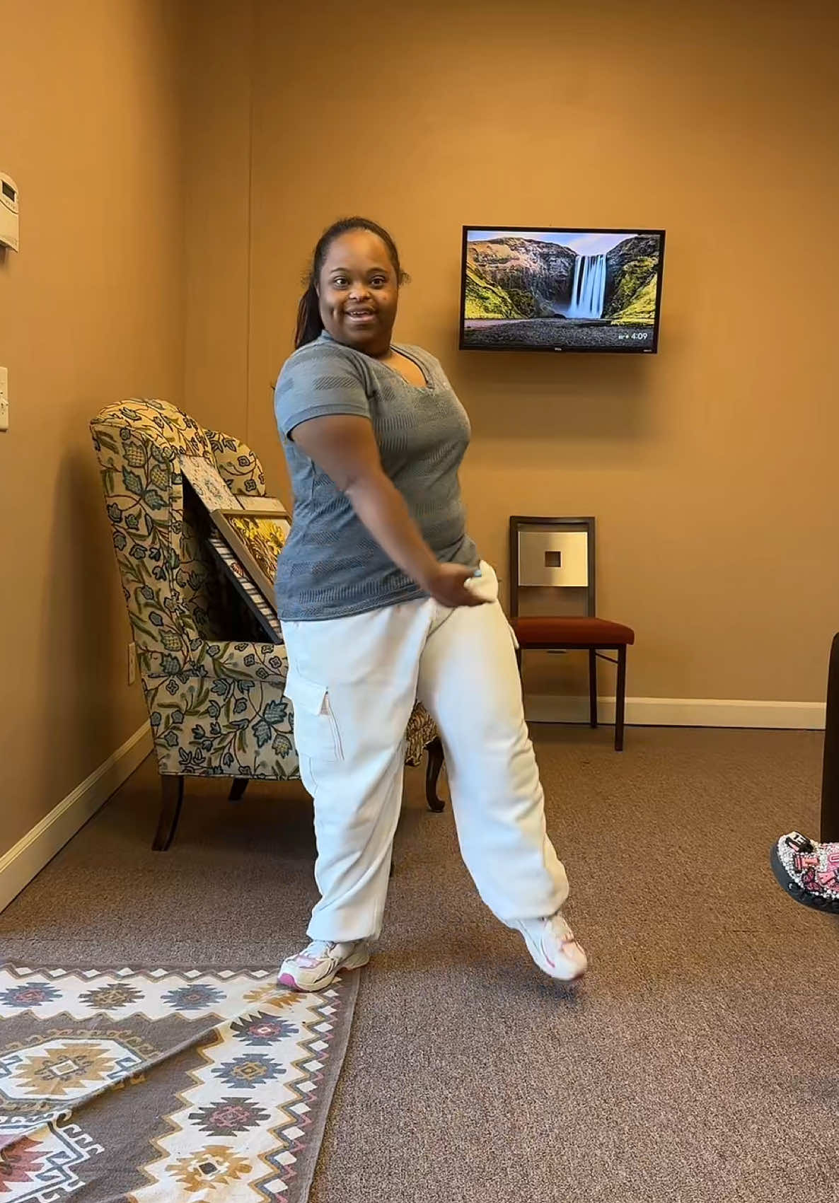 When you hear a sweet beat drop 💃🏽 🎶 😊 #ninasimoneray #ninaalwaysonbeat #onbeatwithnina #ninaonbeat #dance #freestyle 