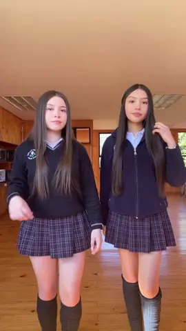 ABONE OL ÖZEL VİDEOLARIMI İZLE 😘#SİNİF #okul #LİSE 