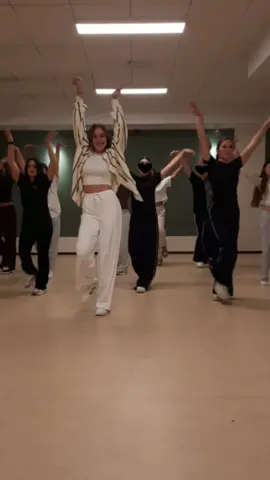 Show Me How You Burlesque ❤💃🏼 #danceteacher #dance #streetdance #dansstudiodagmar #fyp 