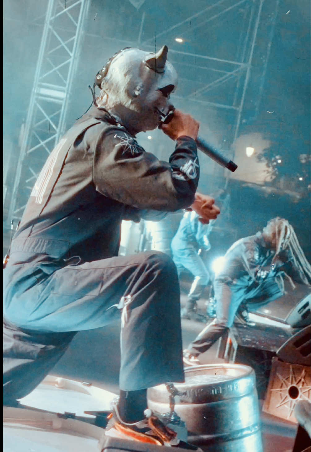 The crowd had the mic. #slipknot 