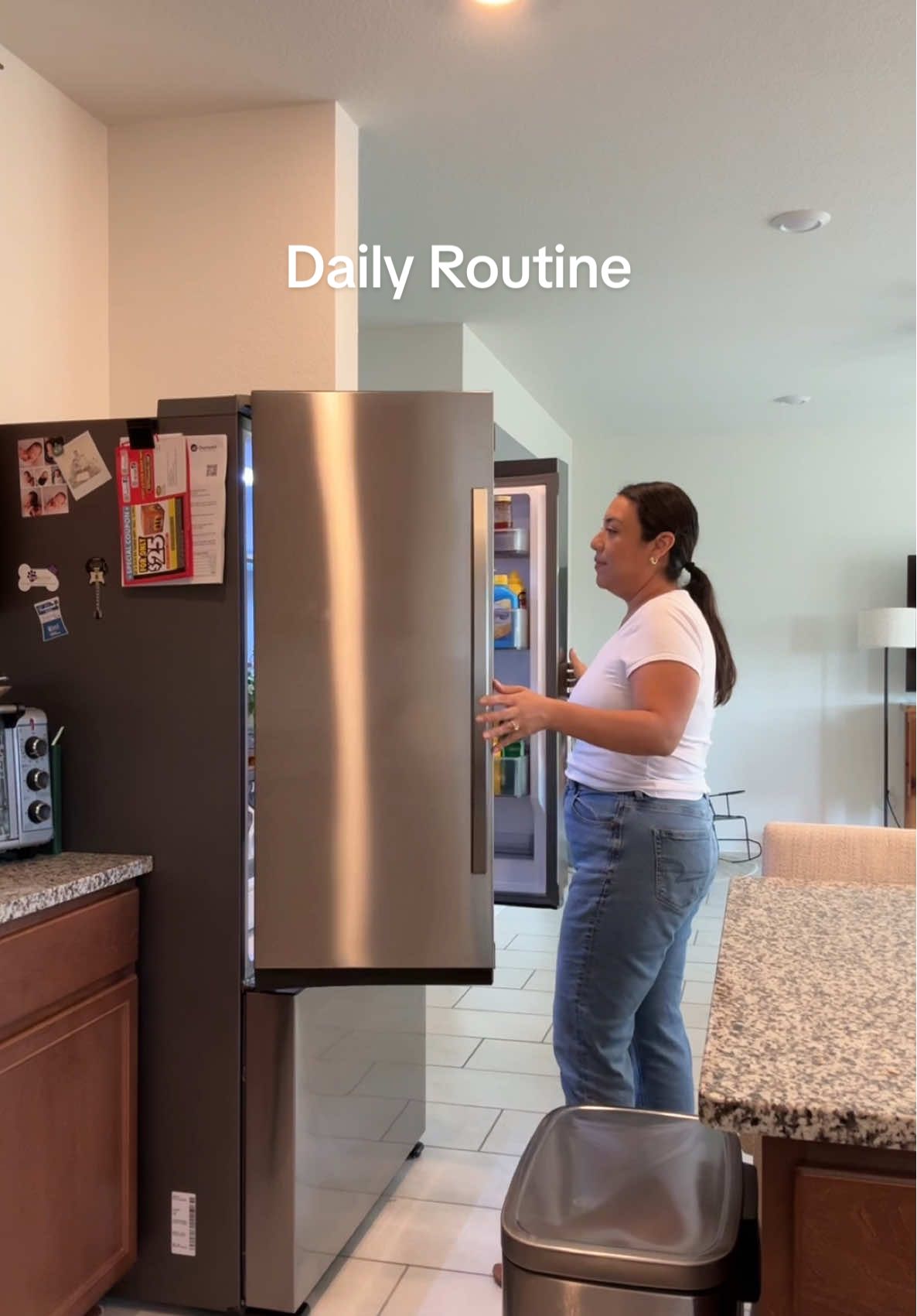 Daily routine of a 36-year-old Mexican mom who makes money creating videos for TikTok 🎥💻 From homemade breakfasts to free toddler library classes — today we spent $0 and still had a full day. It’s all about being intentional: pack snacks, eat at home, and use what you already have.  #latinacontentcreator #onabudget #PersonalFinance #savingmoneytips #onlineincome 