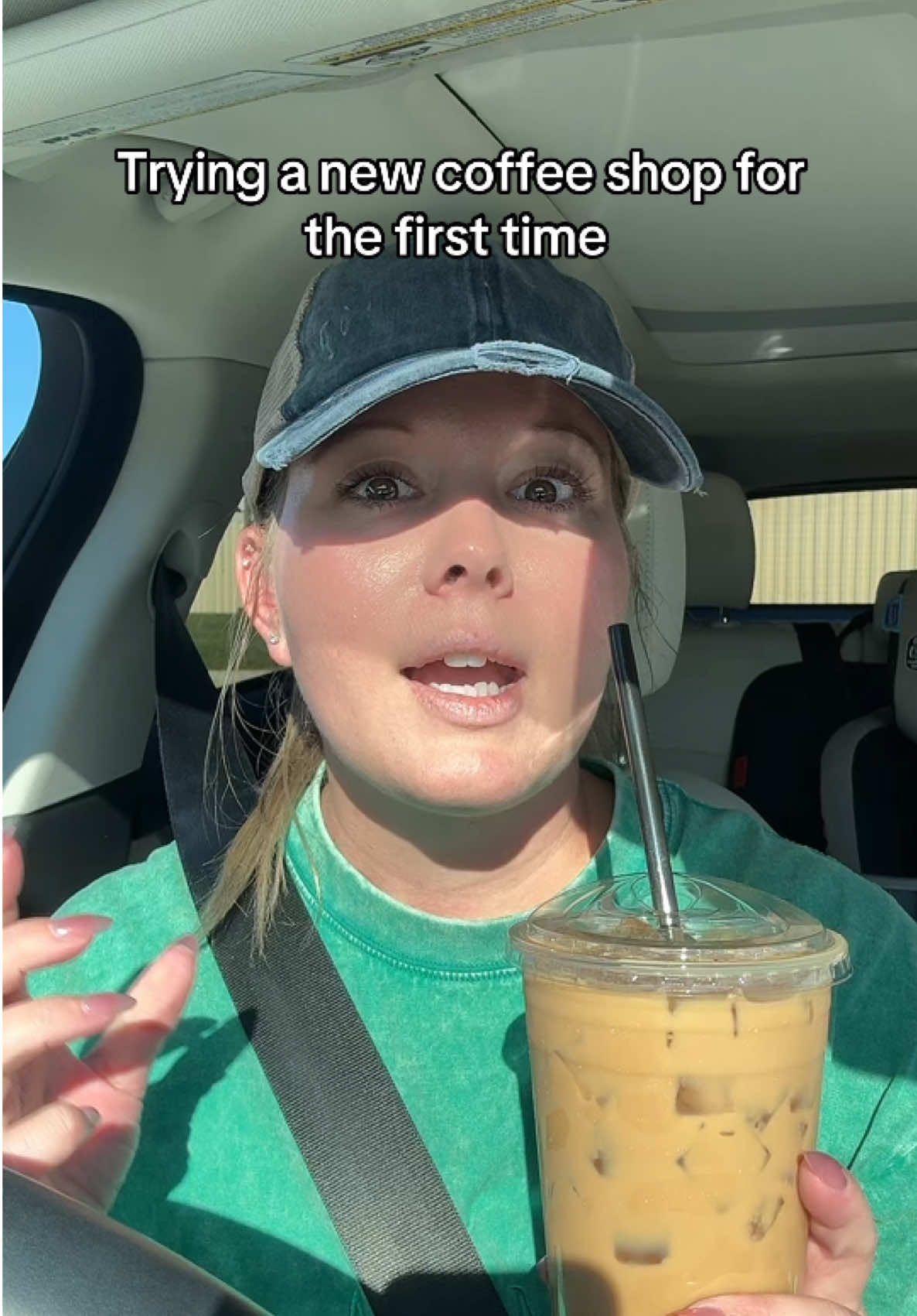 #coffeeshop #icedcoffee #coffeetime #coffeereview 