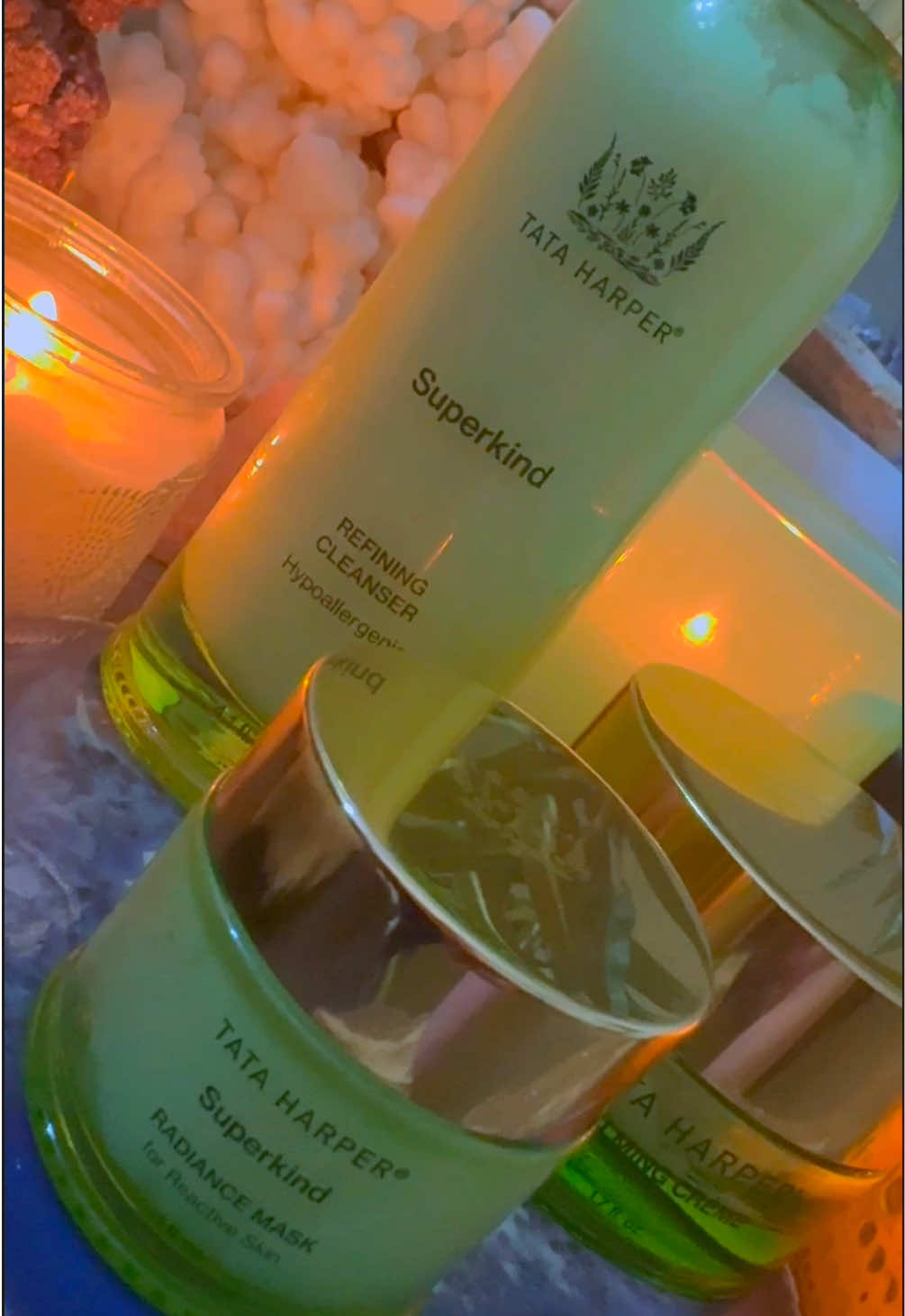 Unbox my amazing new @tataharperskincare products with me! This trio will keep my skin feeling like a dream during the winter months, and beyond!  #GlowUnboxed #PlantBased #TataGlow #TheGlowCollective #sublimechickiereviews 