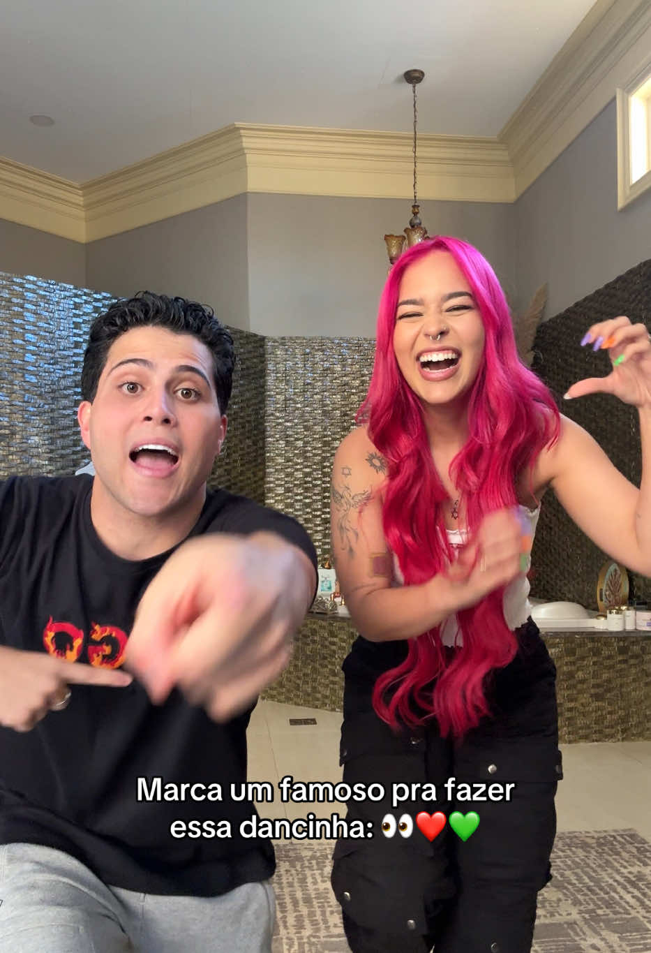 Qual famoso tem que fazer? #fyp #void #rosas #viral #musica 