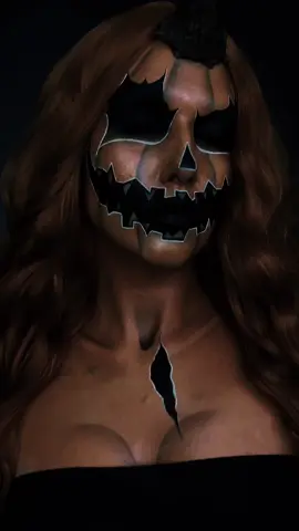 halfway-ish 🎃 15/31 #pumpkinmakeup #halloween #31daysofhalloweenmakeup #makeuptransitions #viral 