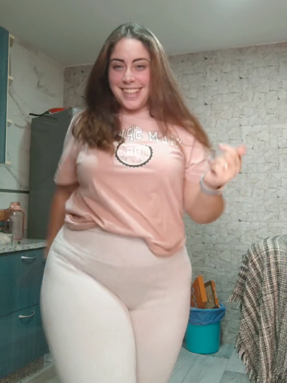 otro video más siendo la persona con más felicidad que existe😌 