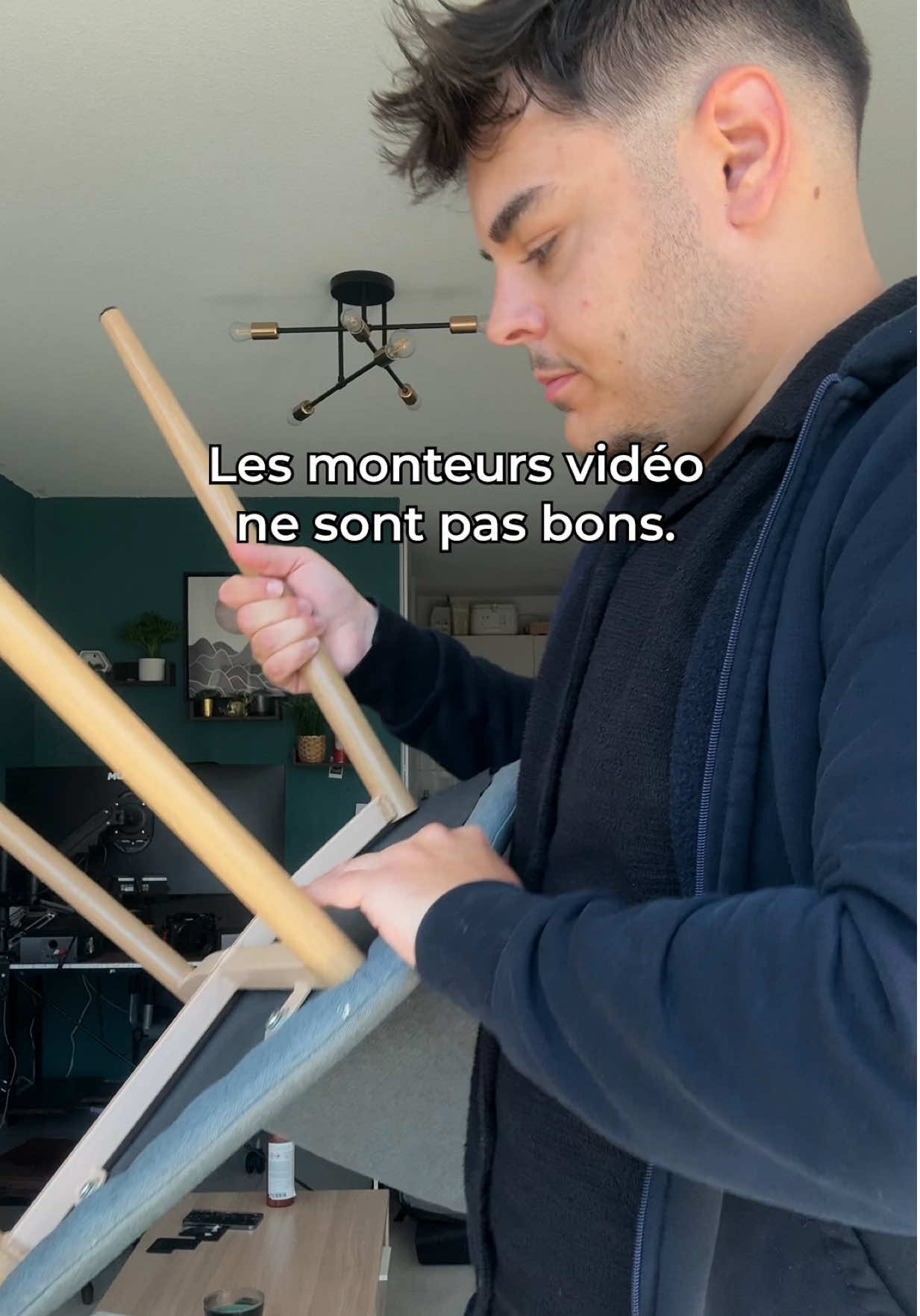 Les monteurs vidéos je vous jure vous avez un problème. Soyez smart. Répondez aux problématiques clients.